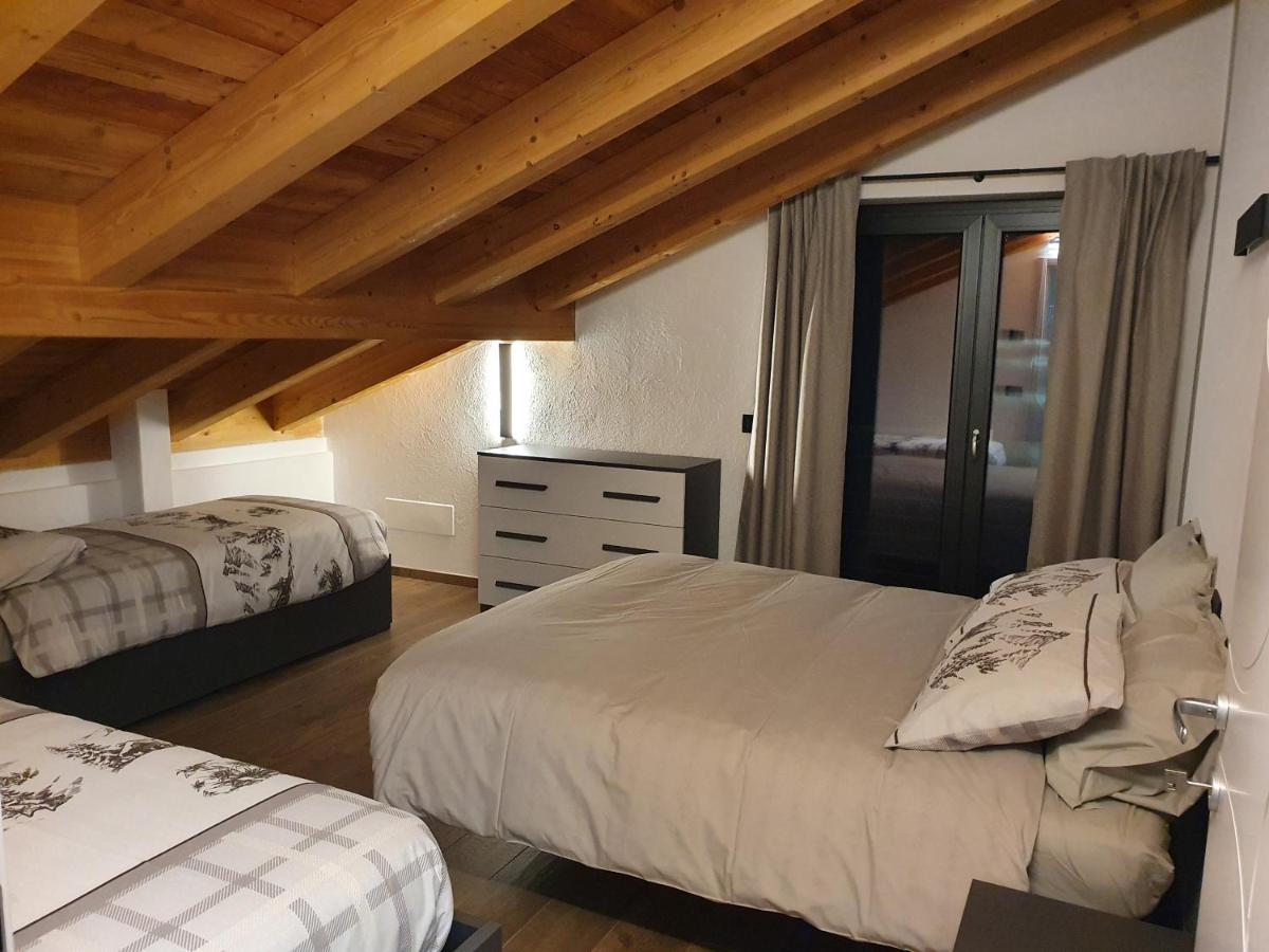 Casa Vacanza Lo Nano Fenis Eksteriør bilde